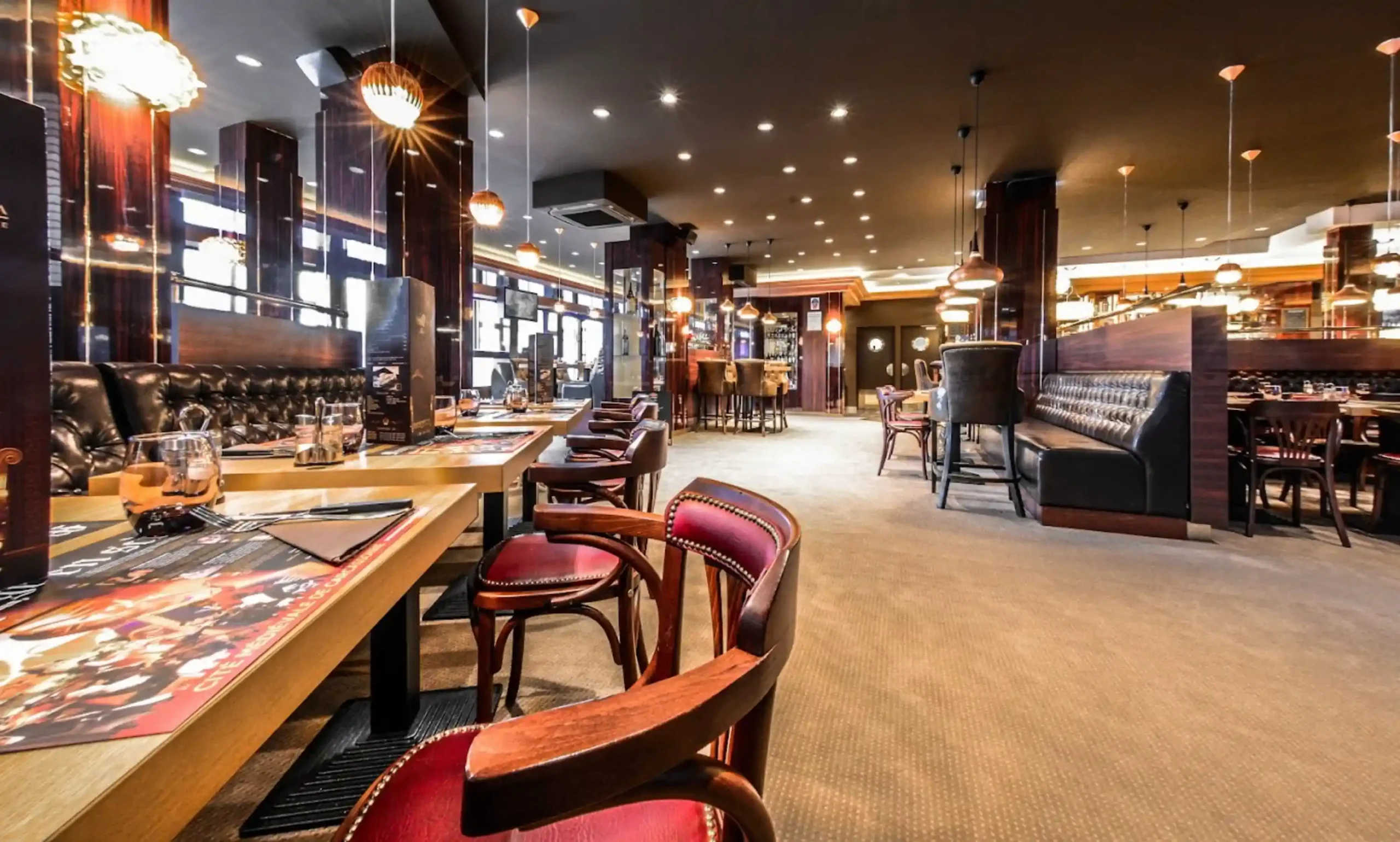 interieur-brasserie-pub-le-victoria-carcassonne-a-propos-accueil-contact